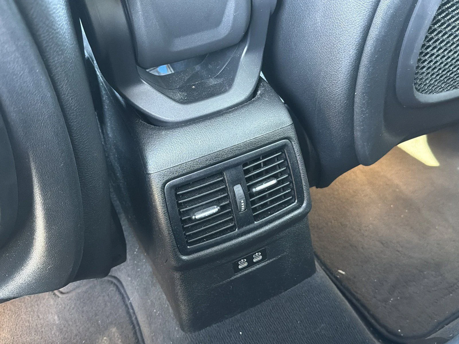 Used 2020 Mediterranean Blue Metallic BMW sDrive28i image 18