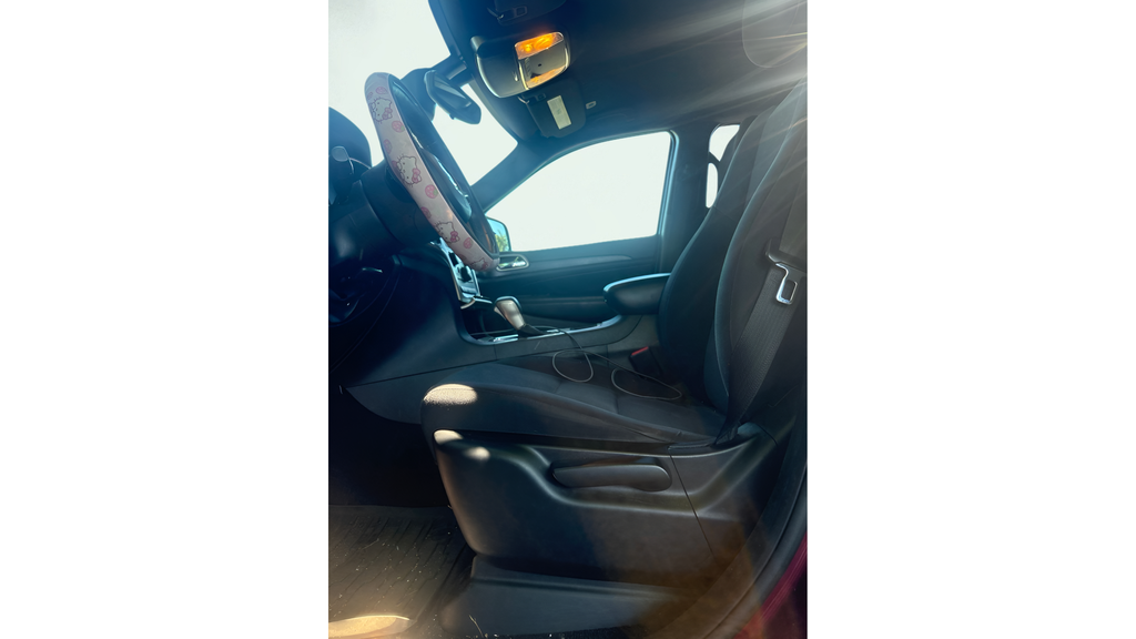 Used 2017 Red Jeep Laredo image 14