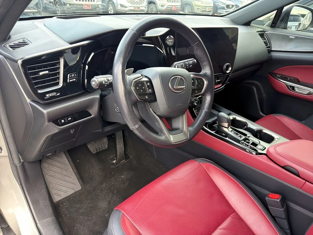 Used 2022 Atomic Silver Lexus Luxury image 15