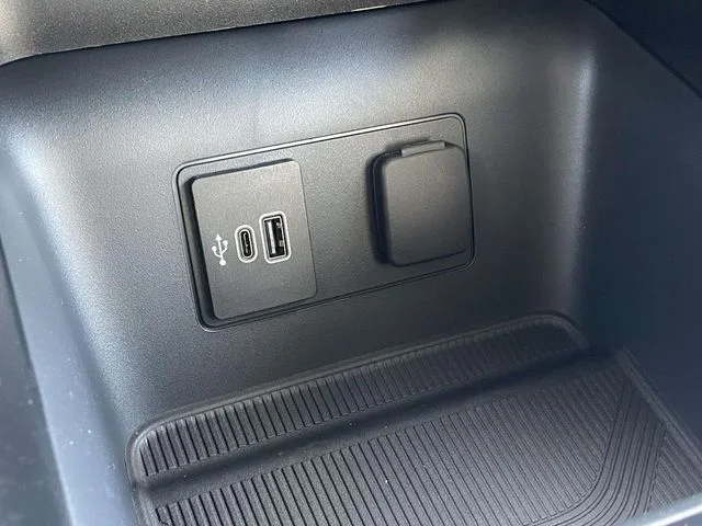 New 2026 Black Ford Active image 20