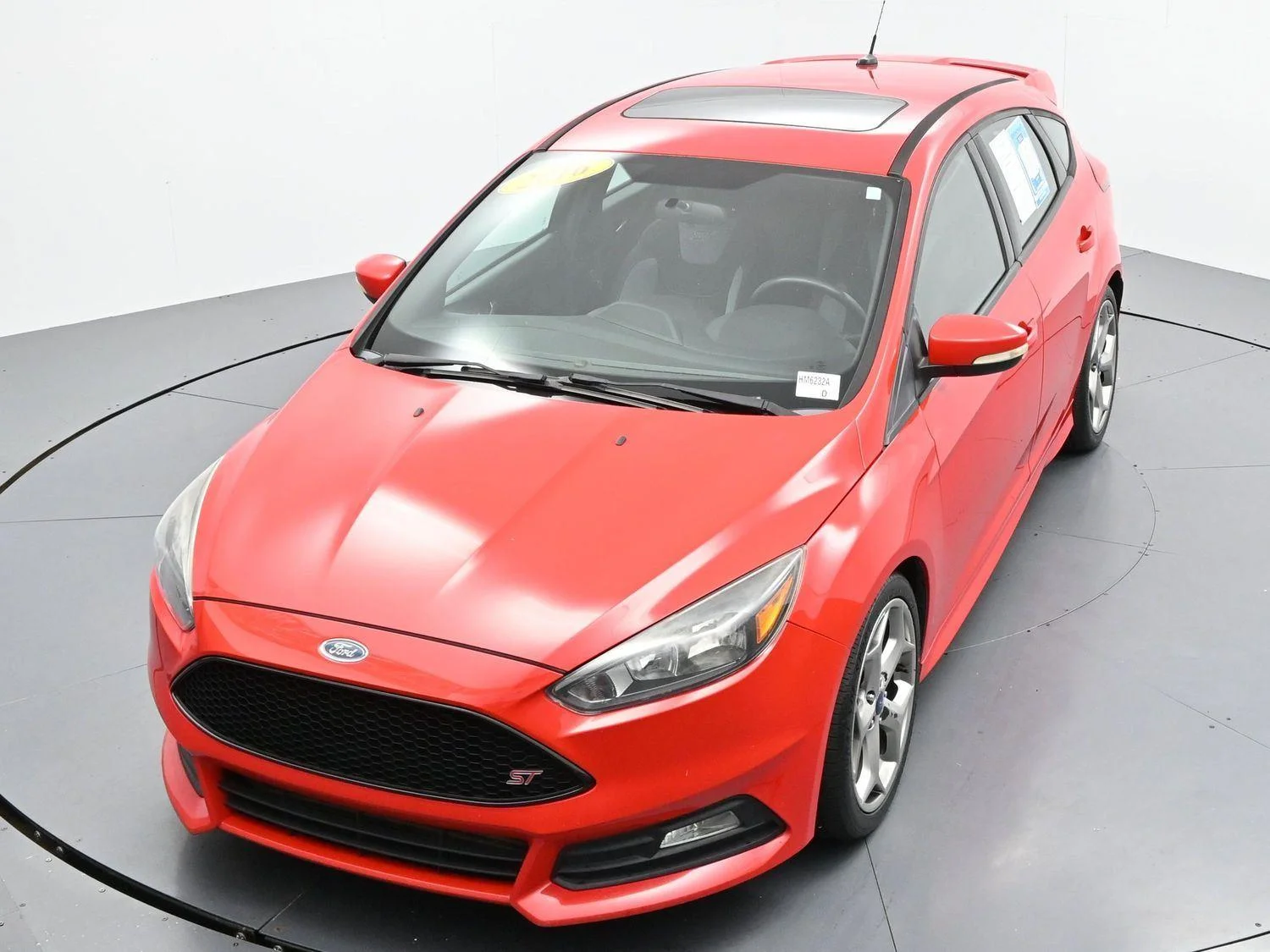 Used 2016 Race Red Ford ST image 35