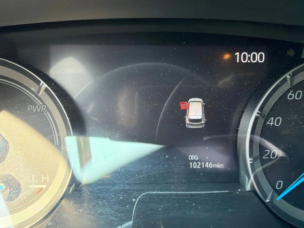 Used 2020 Blue Toyota Platinum image 9