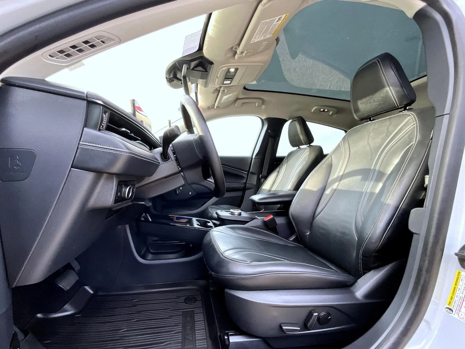 Used 2023 White Ford Premium image 11