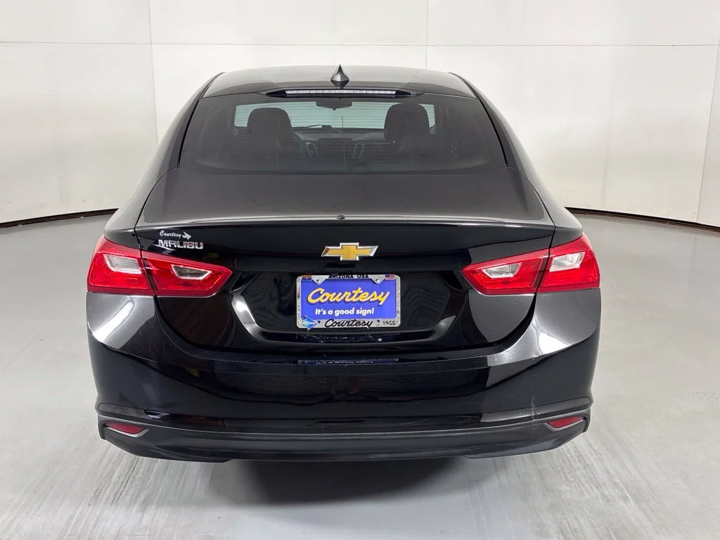 Used 2022 Black Chevrolet LS image 8