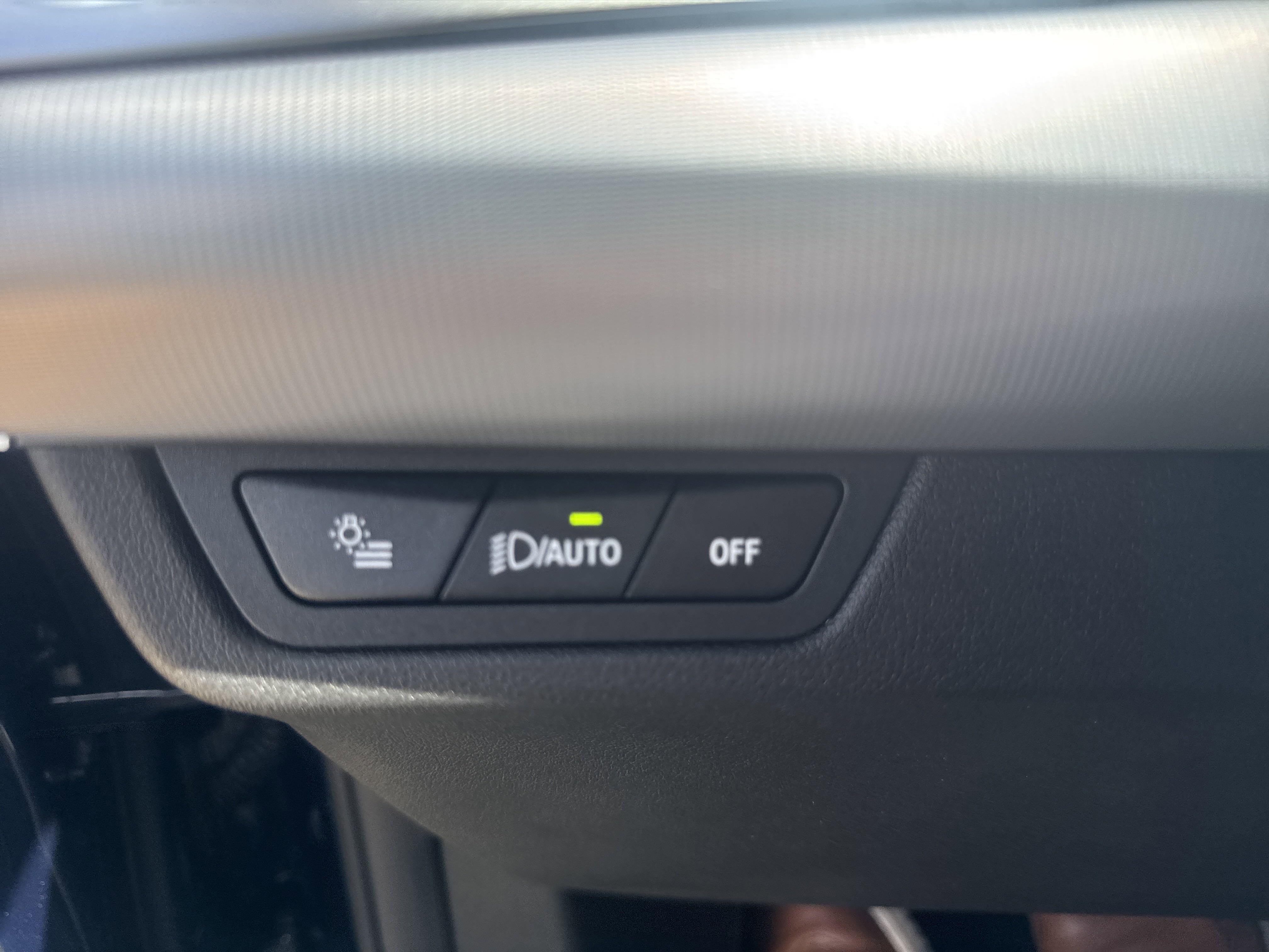 2025 BMW X1 28i - Photo 22