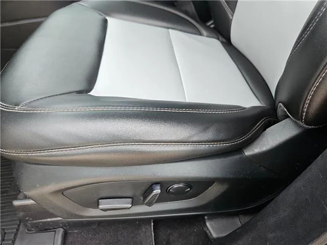 Used 2022 Iconic Silver Metallic Ford XLT 4x2 image 13