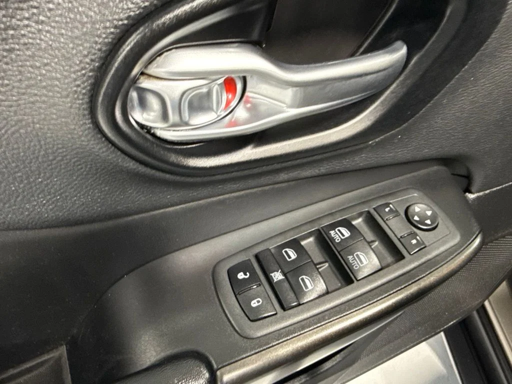 Used 2021 Beige Jeep Trailhawk image 21