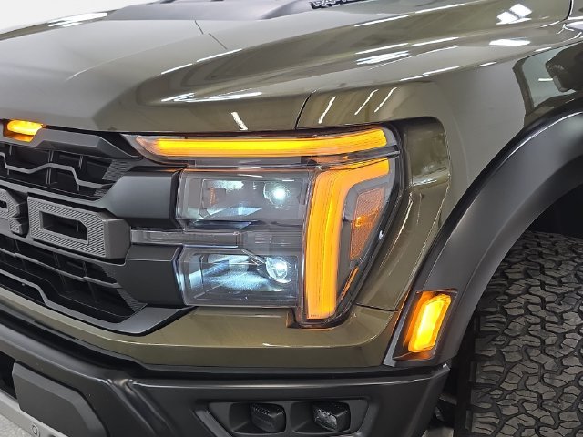 Used 2024 Green Ford Raptor image 31