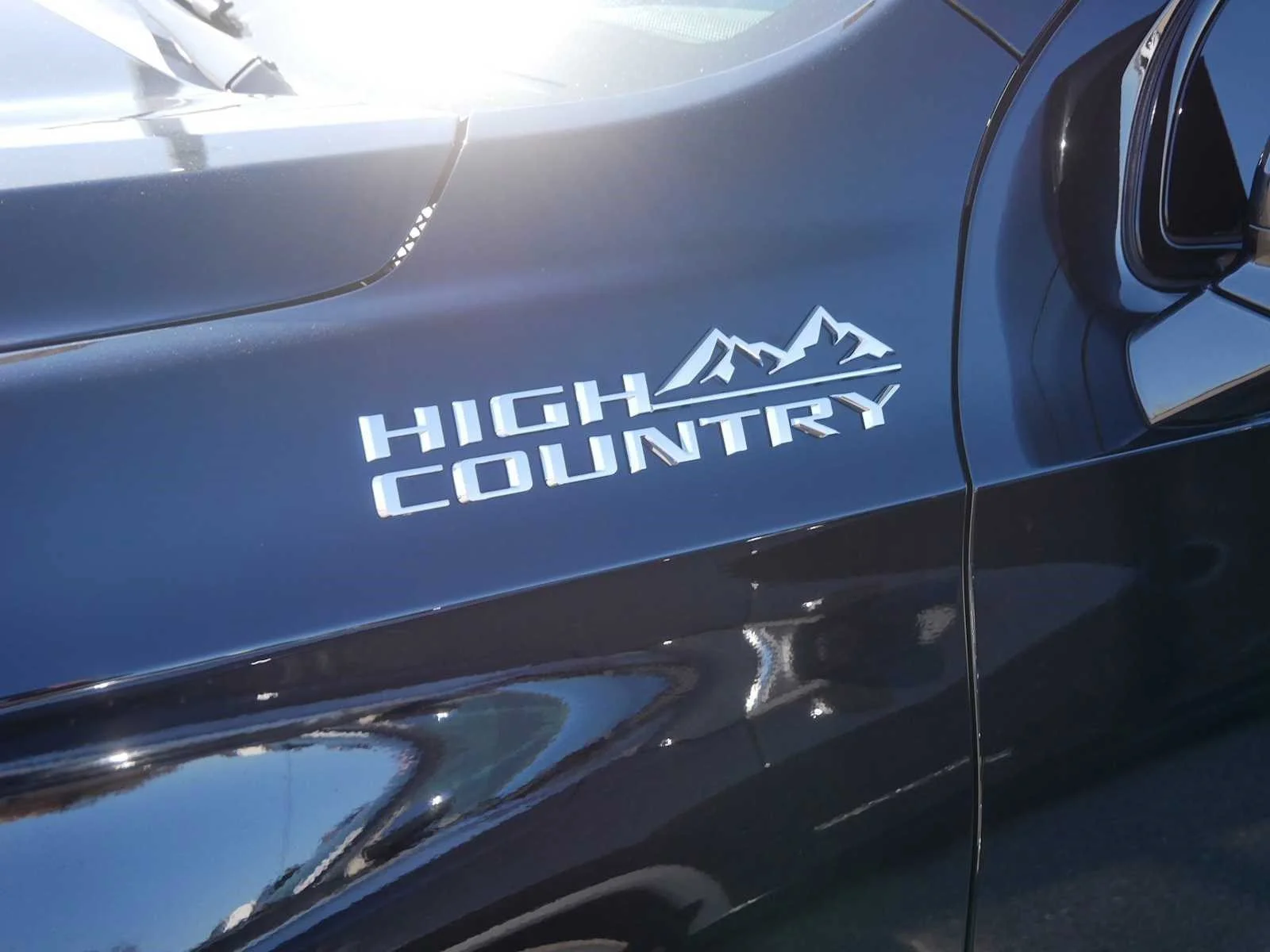 Used 2024 Black Chevrolet High Country image 7
