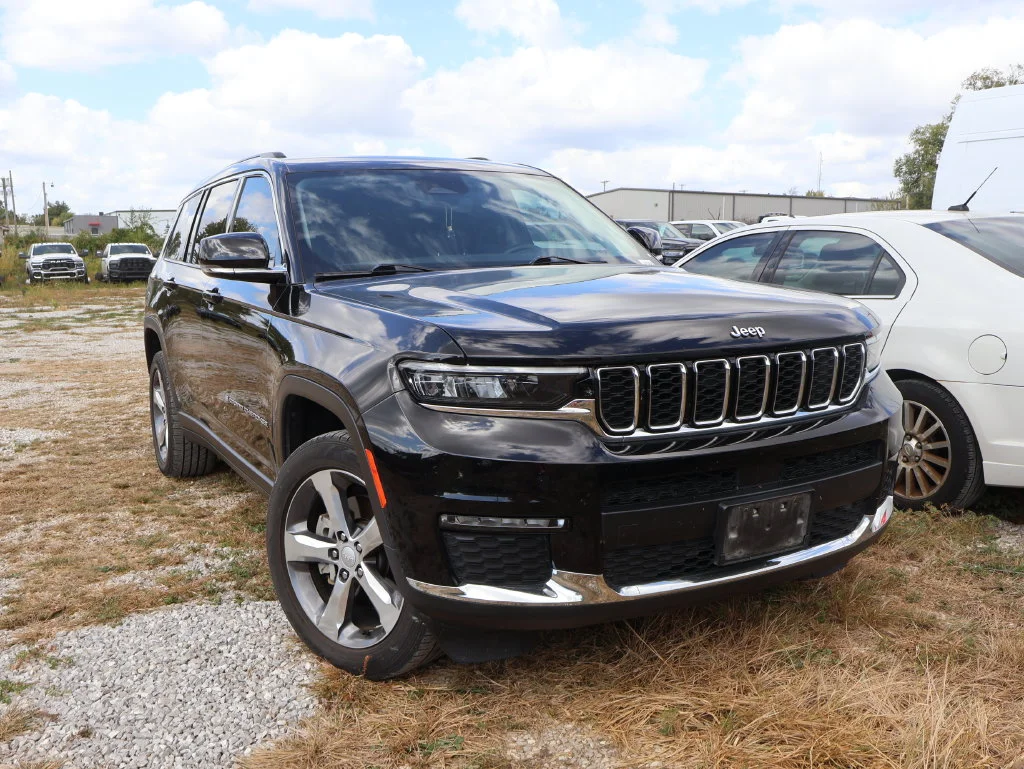 Used 2021 Black Jeep Limited image 7