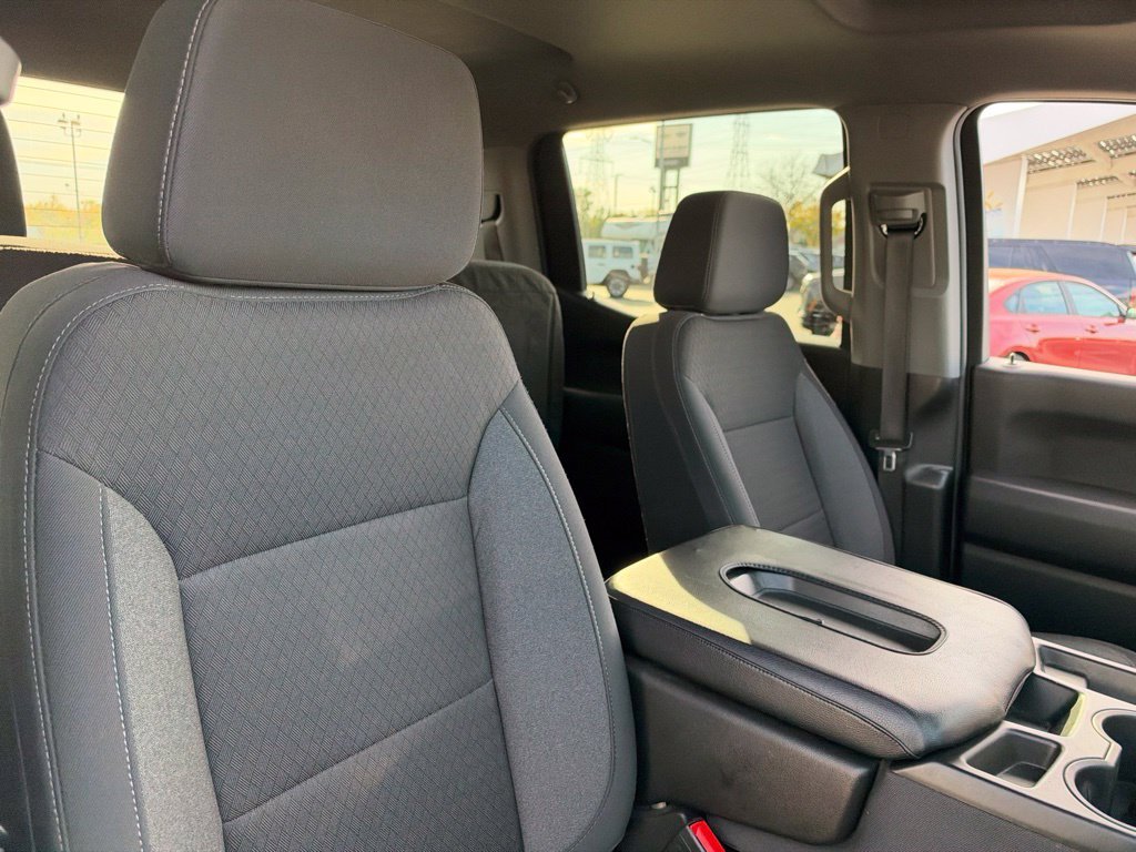 Used 2024 Blue Chevrolet Custom image 13