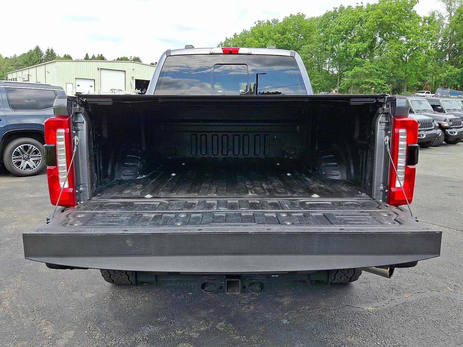 Used 2024 Carbonized Gray Metallic Ford LARIAT image 30