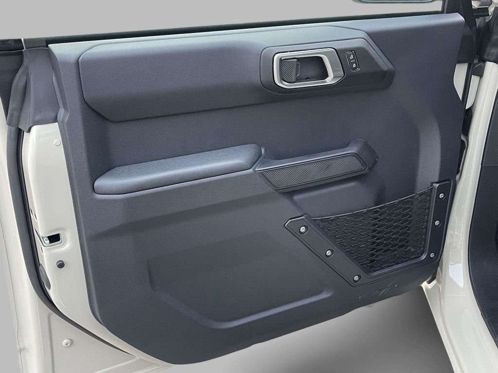 2025 Ford Bronco 4-Door Base - Photo 21