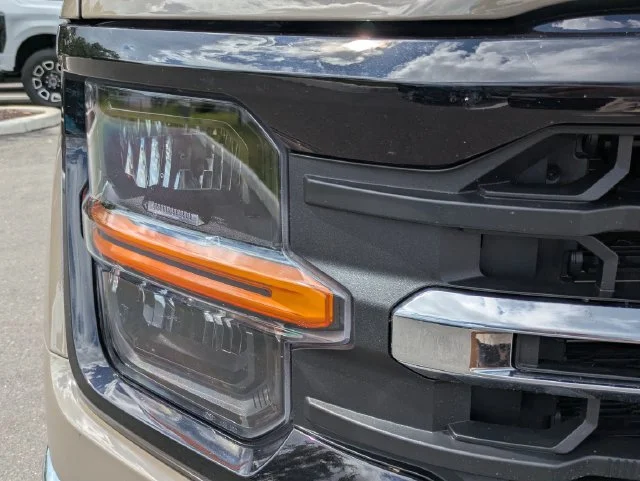 New 2026 Marsh Gray Ford XLT image 10