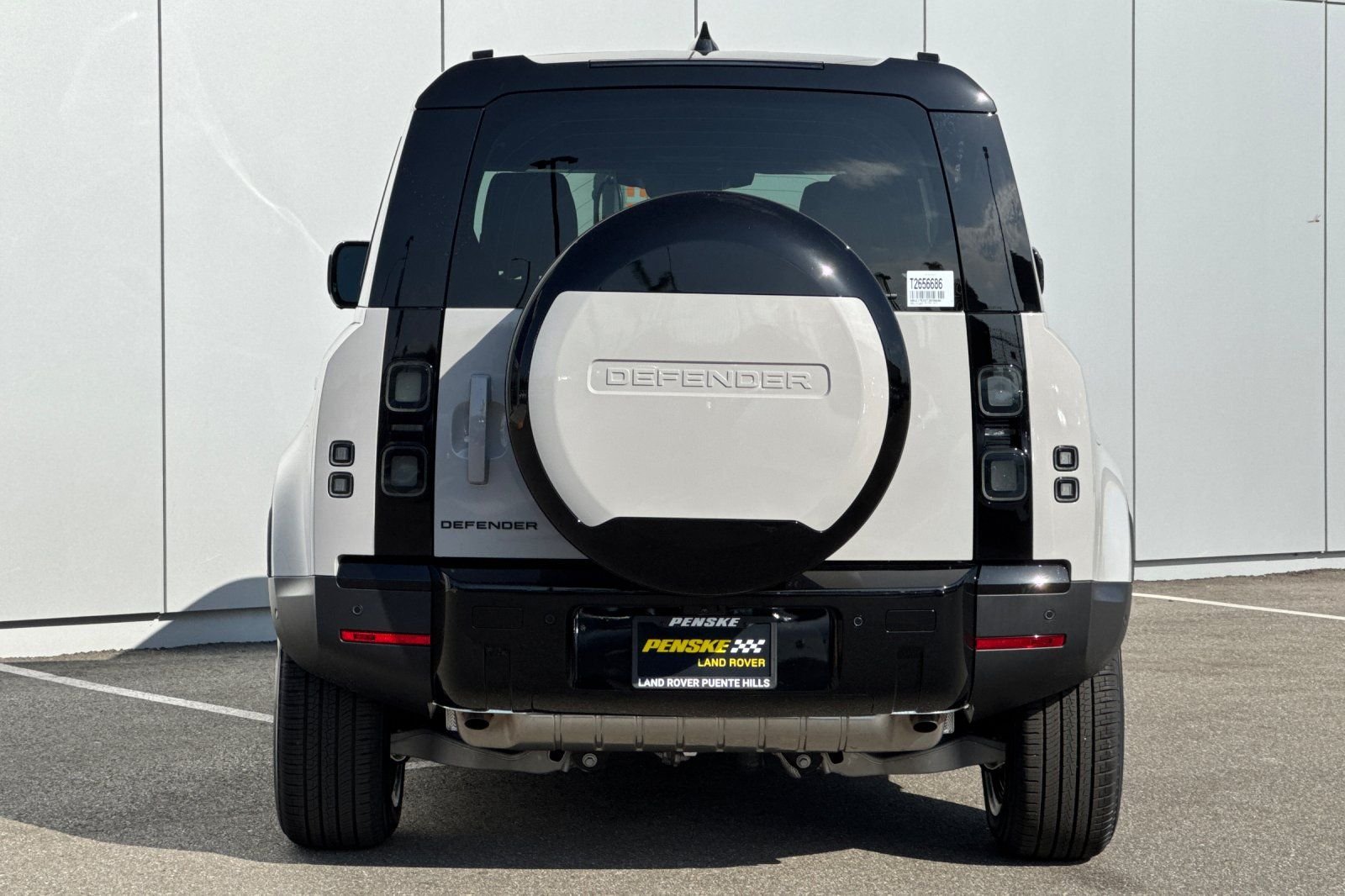 New 2026 Borasco Grey Land Rover S image 4