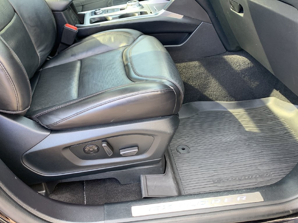 2021 Ford Explorer Platinum - Photo 35