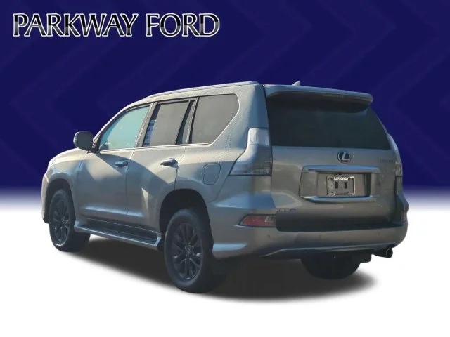 Used 2023 Silver Lexus 460 image 3