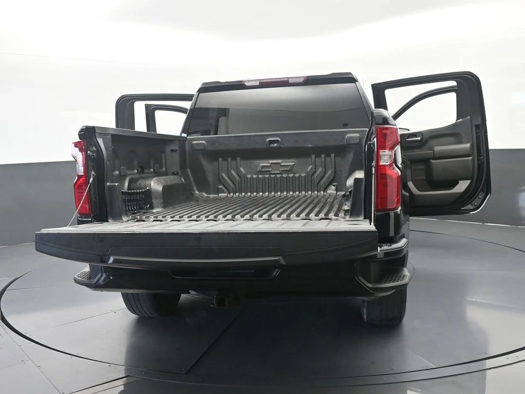 Used 2024 Black Chevrolet Custom image 69