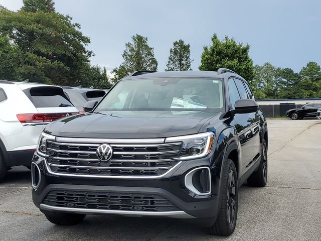 New 2026 Black Volkswagen 2.0T SE w/Technology image 31