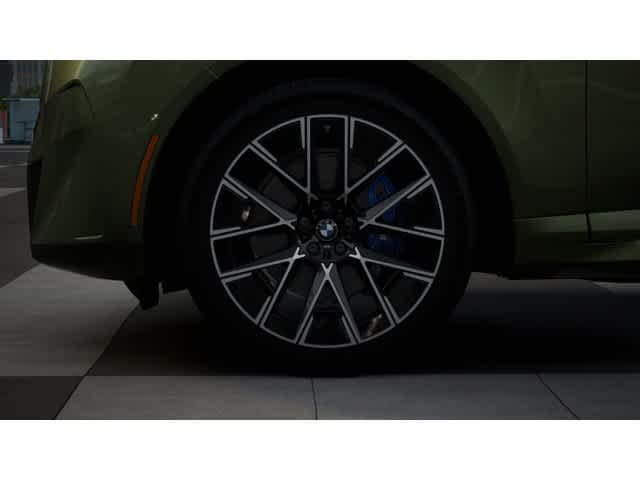 New 2027 Gray Pine Metallic BMW 40 xDrive image 7