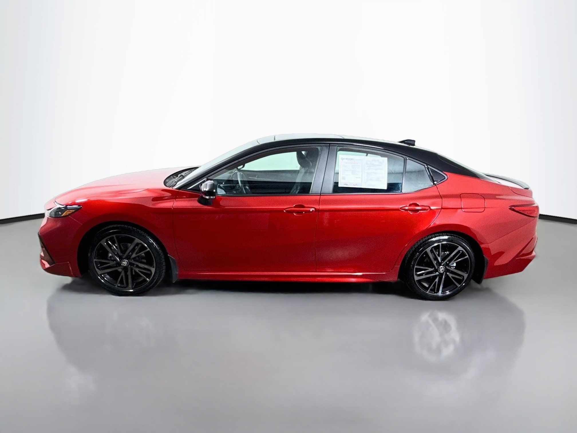 Used 2026 Supersonic Red w/Midnight Black Metallic Roof Toyota XSE image 4