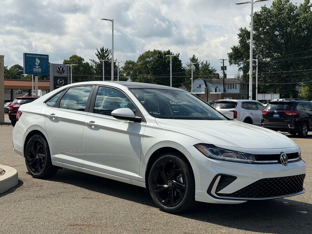 2026 Volkswagen Jetta SE - Photo 7