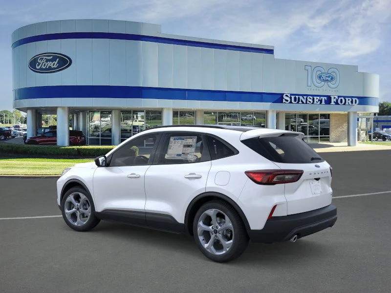 New 2026 Space Silver Metallic Ford ST-Line image 4