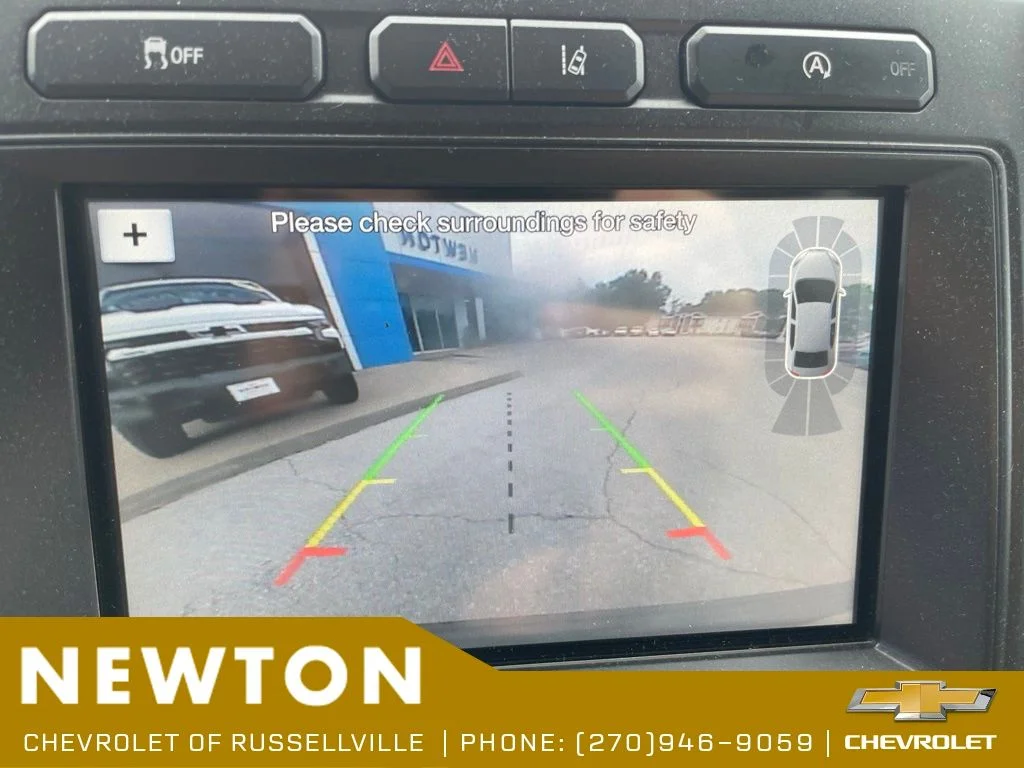 Used 2018 White Ford Limited image 6
