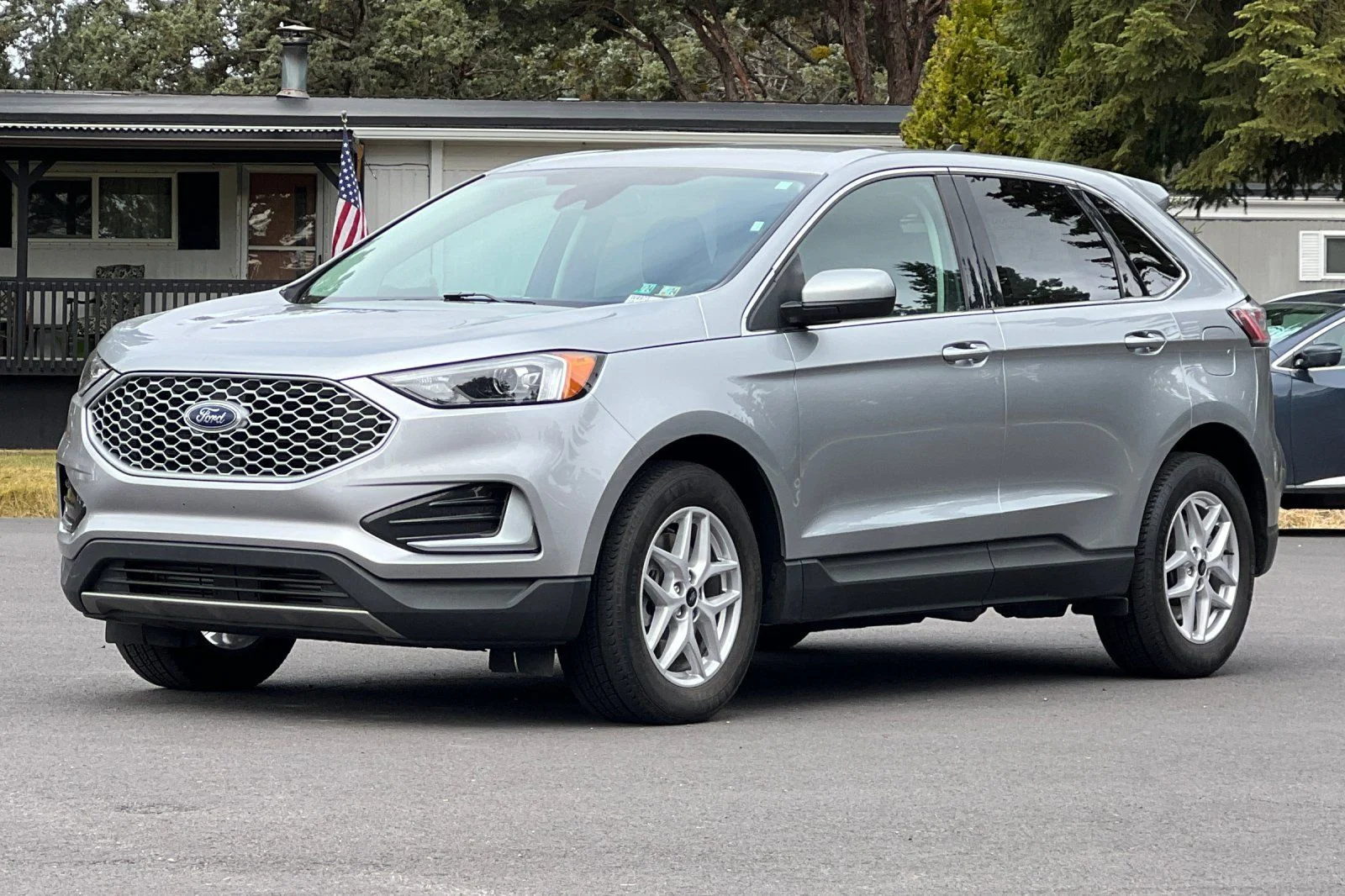 2023 Ford Edge SEL - Photo 8
