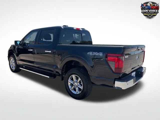 Used 2024 Black Ford XLT image 3