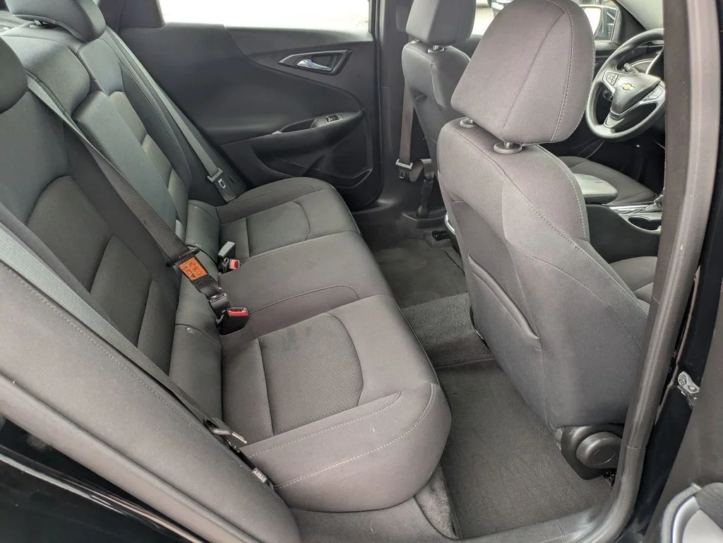 Used 2025 Black Chevrolet LT image 25