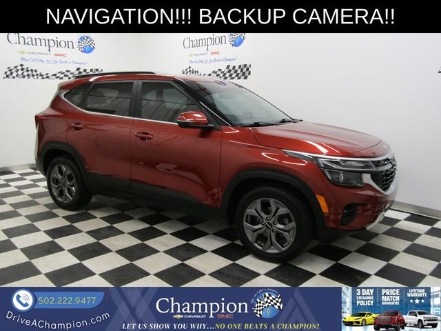 Orange 2024 Kia Seltos S FWD SUV / Crossover Front-Wheel Drive