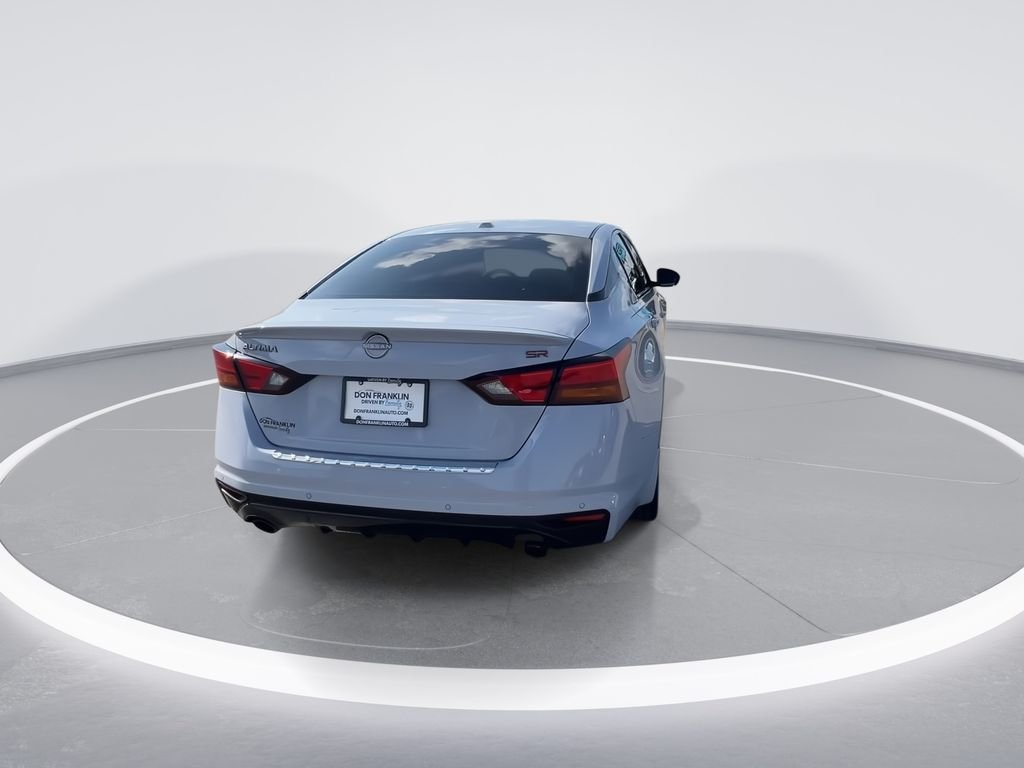Used 2023 Gray Nissan 2.5 SR image 7