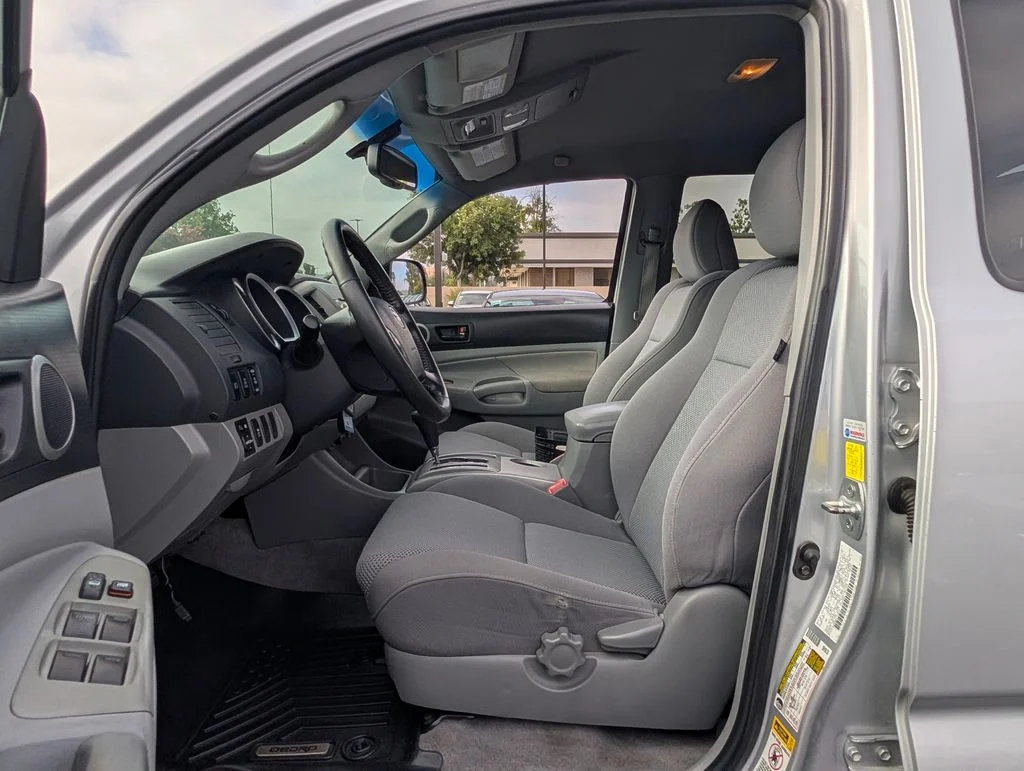 Used 2011 Silver Toyota PreRunner image 10