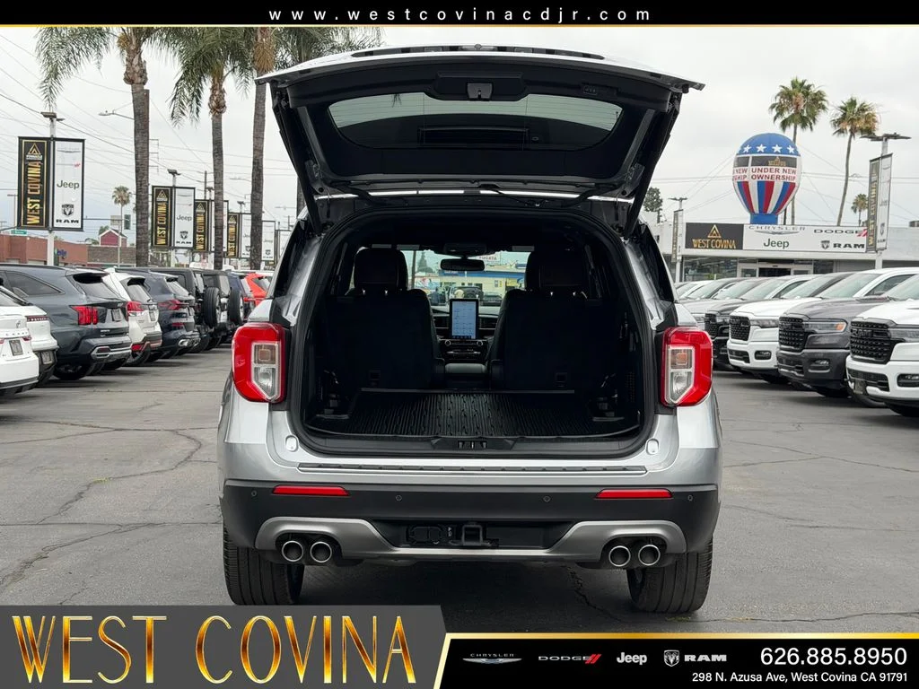 Used 2024 Silver Ford Platinum image 9