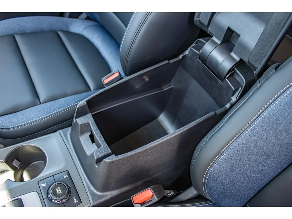 New 2026 Carbonized Gray Metallic Ford Outer Banks® image 35