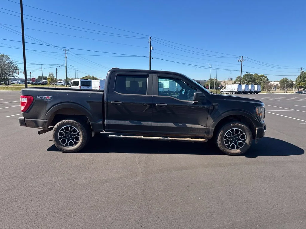 Used 2023 Black Ford XL image 15
