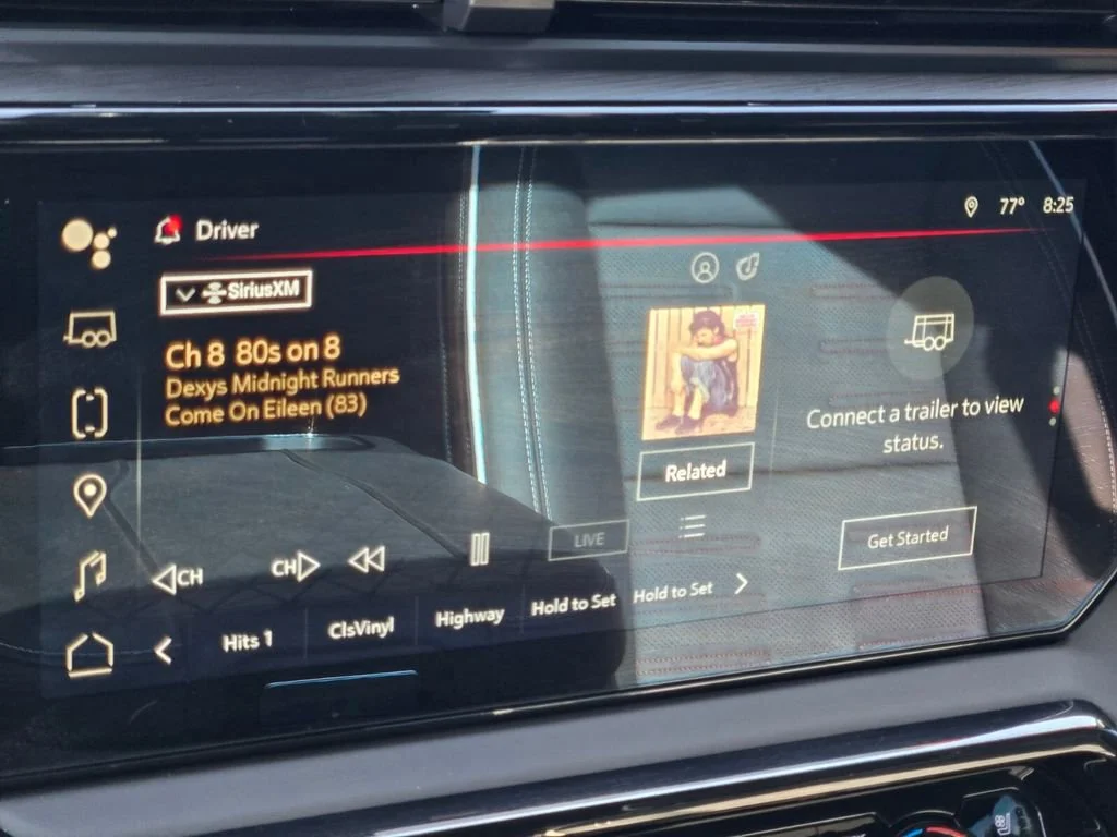 Used 2025 Summit White GMC AT4X image 19