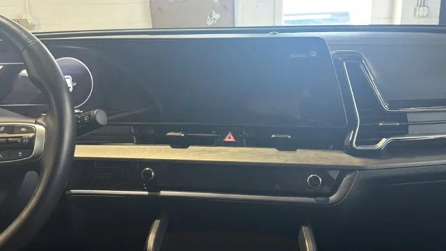Certified Used 2025 Black Kia X-Line Prestige image 17