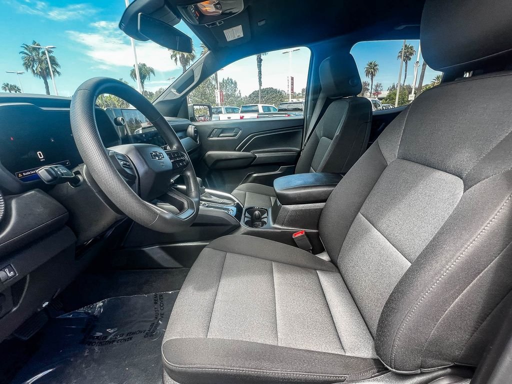 Used 2025 Red Chevrolet Trail Boss image 16