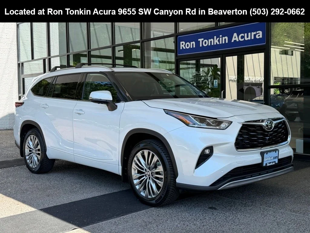 2025 Toyota Highlander Platinum AWD's photo