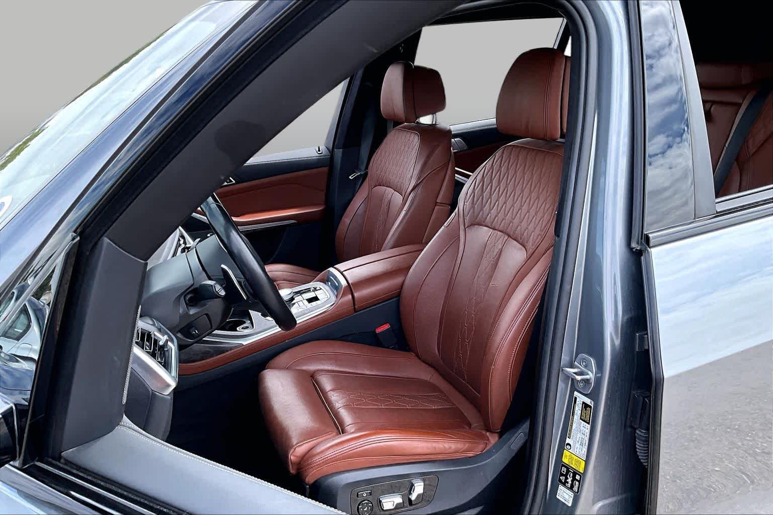 Certified Used 2024 Skyscraper Grey Metallic BMW xDrive40i image 6