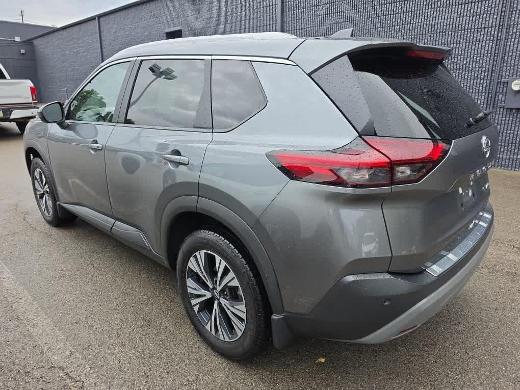 Used 2023 Gun Metallic Nissan SV image 8
