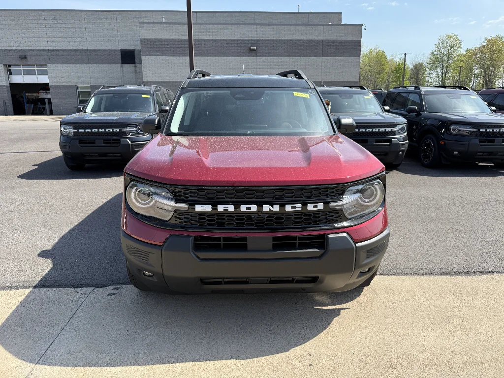 New 2026 Ruby Red Metallic Tinted Clearcoat Ford Outer Banks® image 3
