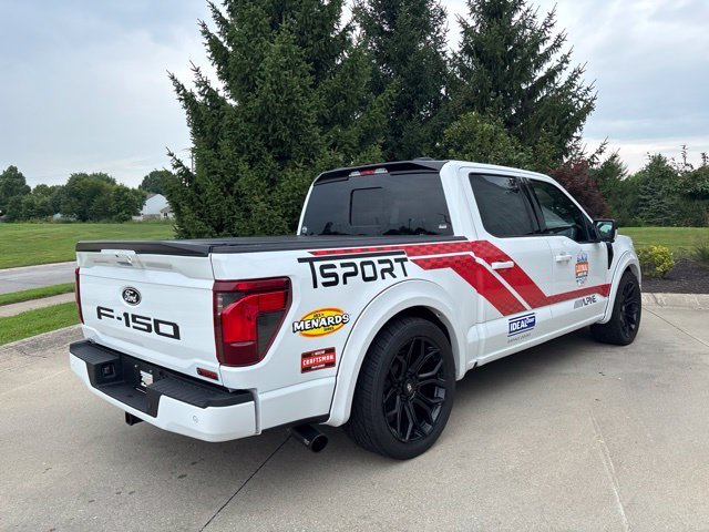 New 2026 Oxford White Ford T-Sport XLT image 38