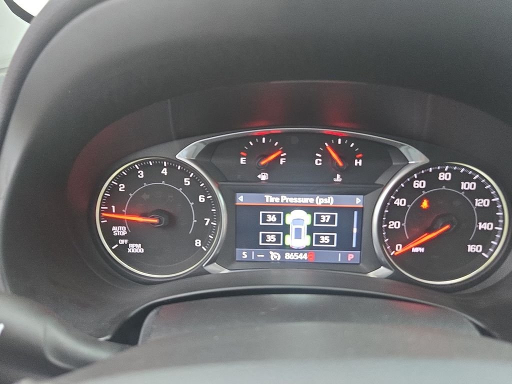 Used 2019 White GMC SLT image 14