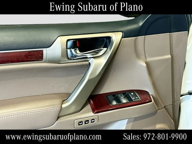 Used 2019 White Lexus 460 image 18