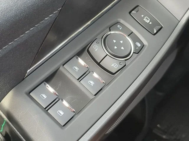 New 2026 Glacier Gray Metallic Tri-Coat Ford F-250® Lariat® image 25