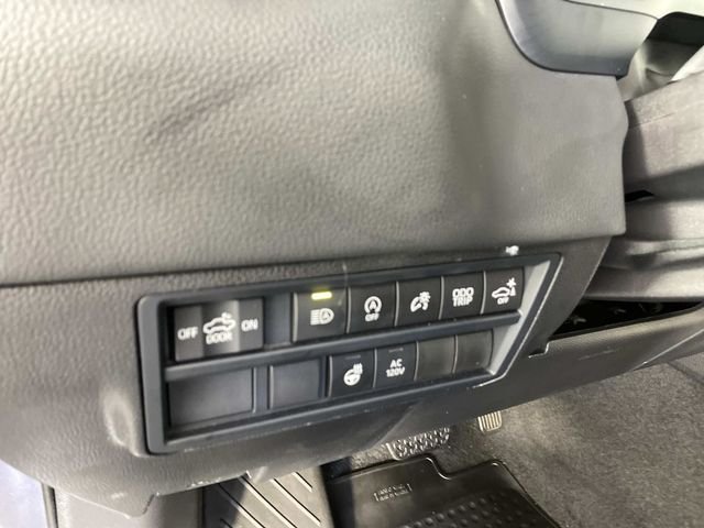Used 2025 Gray Toyota Limited image 13