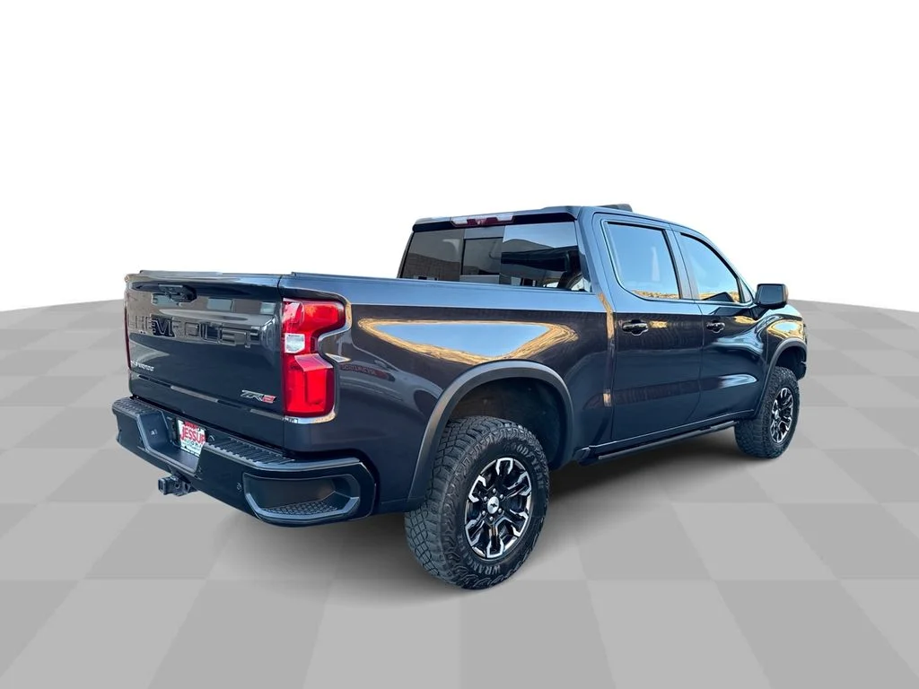 Used 2023 Dark Ash Metallic Chevrolet ZR2 image 8